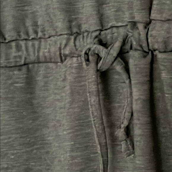 Green Sheath Midi Dress with V-Neck - Picture 4 of 7